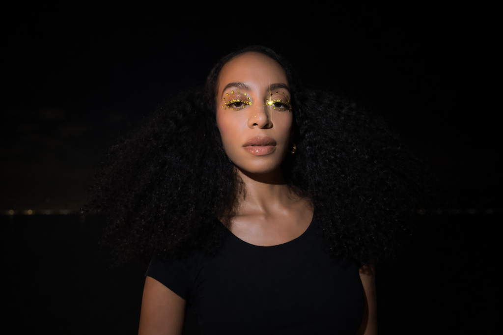Solange Knowles: Το νέο και τολμηρό κούρεμα για το οποίο «κέρδισε» τον τίτλο «Αιγύπτια θεά»