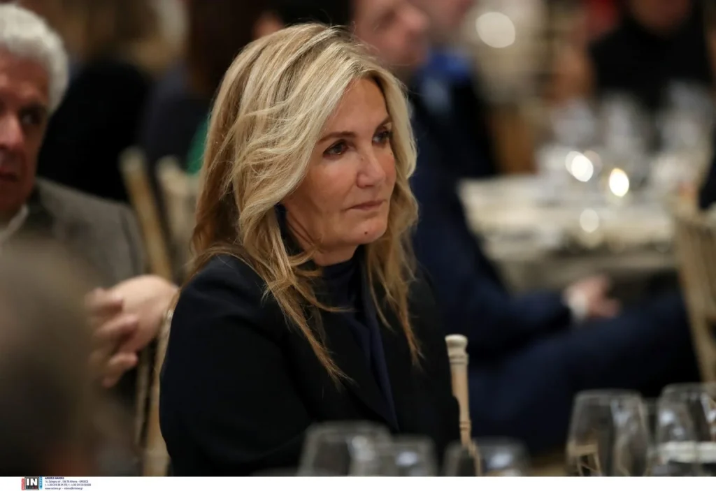 Σε επέμβαση για ειλεό υποβλήθηκε η Μαρέβα Γκραμπόφσκι- Μητσοτάκη-Συμπτώματα και αντιμετώπιση του ειλεού