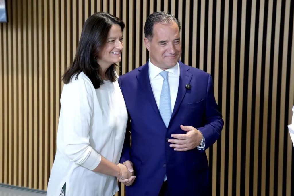 ΕΣΥ: Επεκτείνεται για έναν ακόμη χρόνο το πρόγραμμα απασχόλησης 500 τραυματιοφορέων