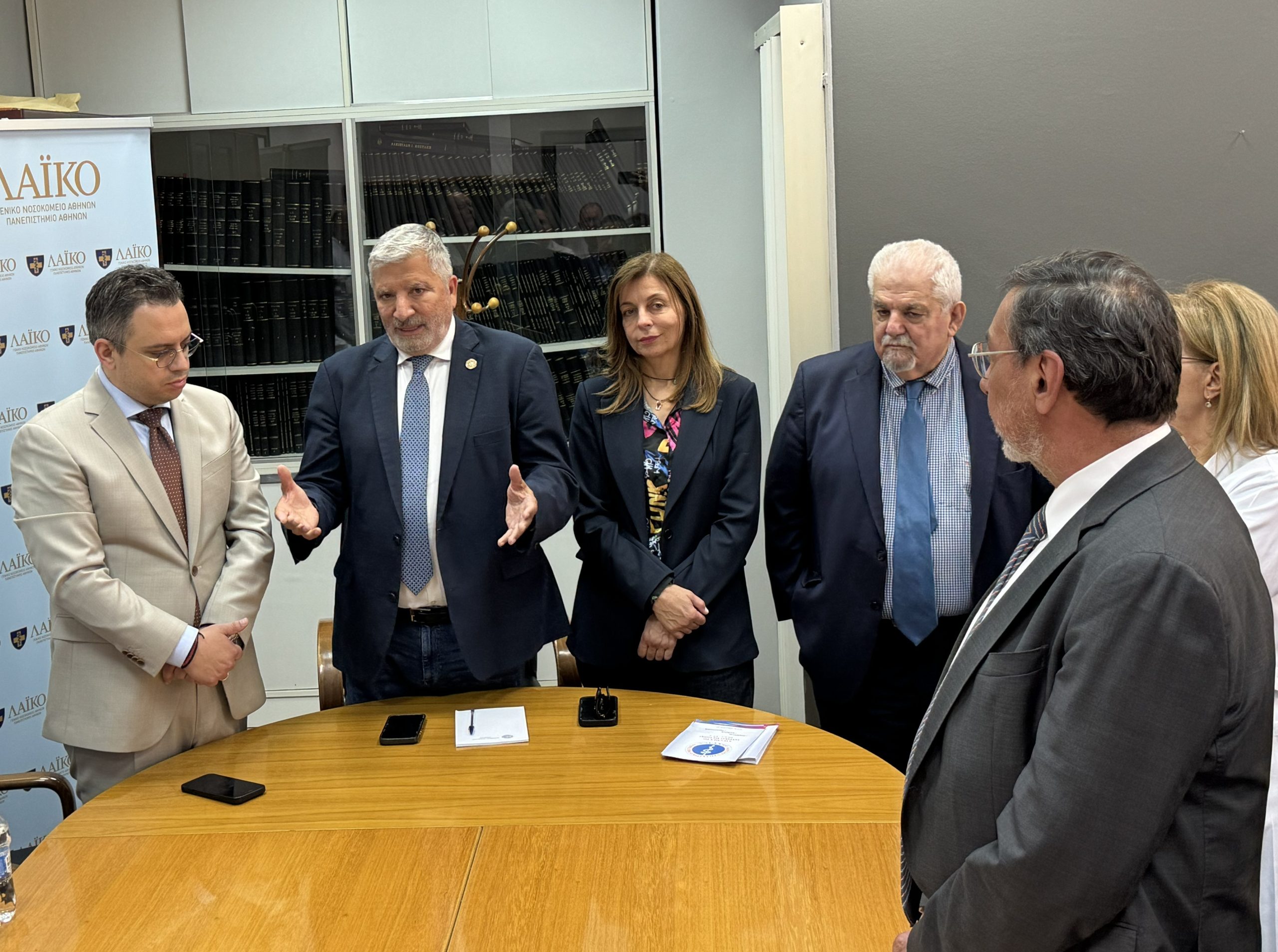 Πατούλης