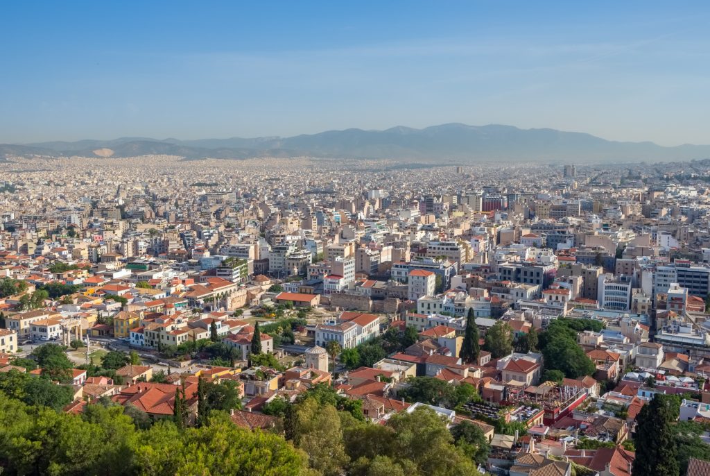 Καύσωνας: Τα ελληνικά σπίτια μετατρέπονται σε «θερμικές παγίδες»- Έως και 38°C στο εσωτερικό κατοικιών