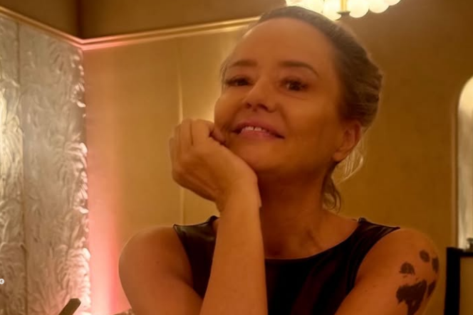 Lucy Davis: Η εξομολόγηση της ηθοποιού για τον καρκίνο του μαστού και το «αόρατο» σημάδι που σχεδόν αγνόησε