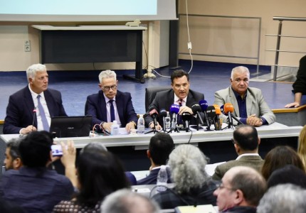 «Debate» μεταξύ Γεωργιάδη και Πολάκη για τις ελλείψεις και τη στελέχωση του νοσοκομείου Χανίων