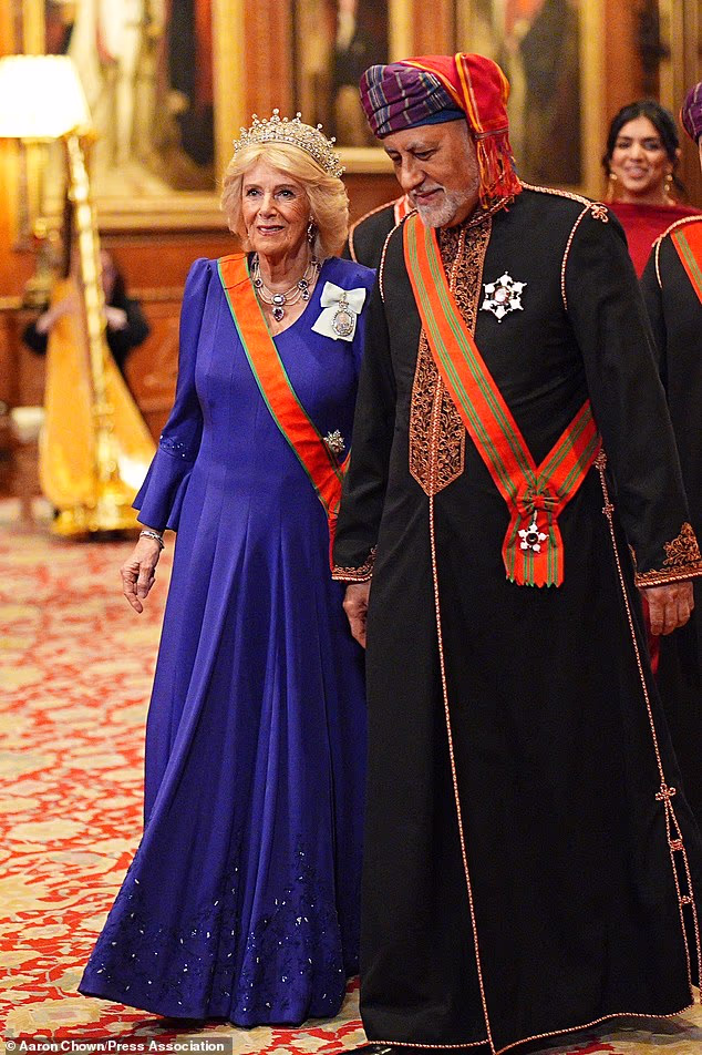 Βασίλισσα Camilla, Σουλτάνος του Ομάν