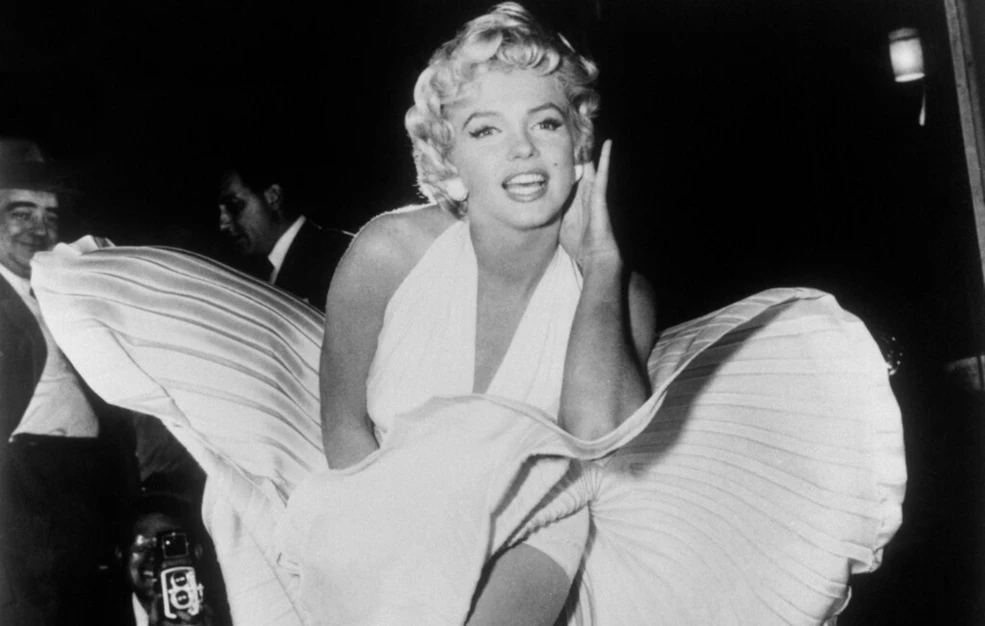 Φάτε το τοστ σας όπως η Marilyn Monroe – Το μυστικό της για πλούσια γεύση που έμεινε στην ιστορία
