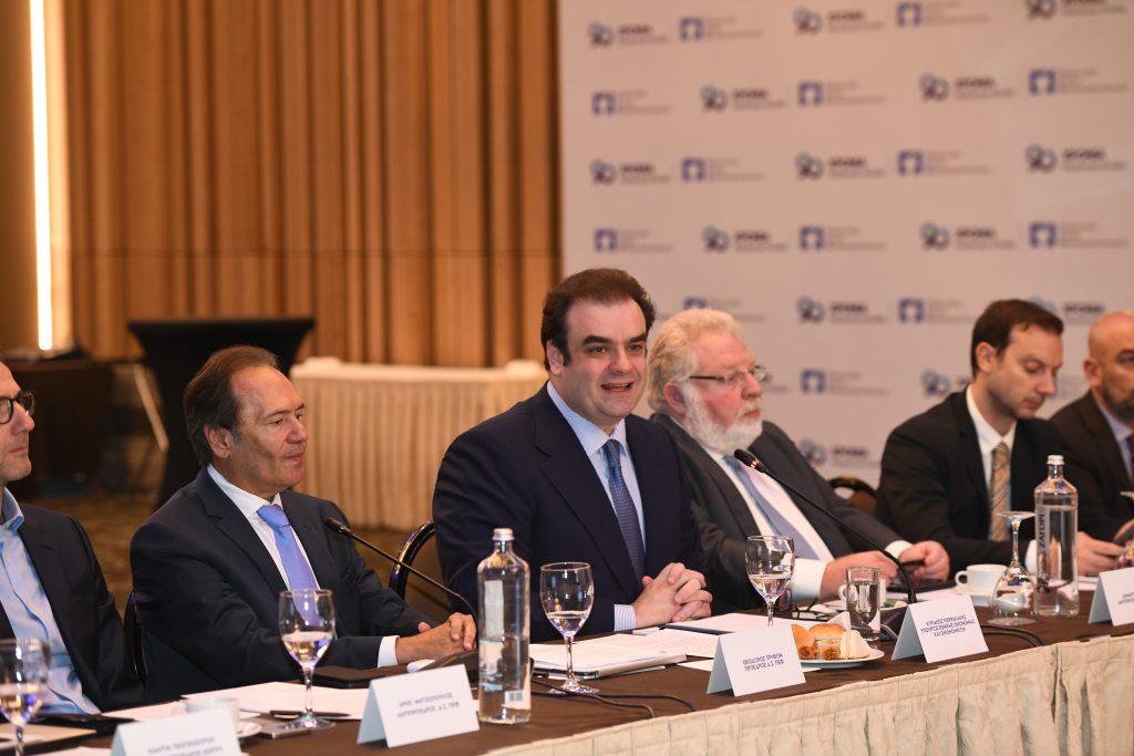 ΠΕΦ: Η ελληνική φαρμακοβιομηχανία στρατηγικός πυλώνας για την οικονομία και τη δημόσια υγεία